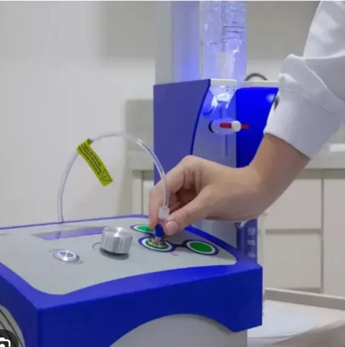 Equipamento de ozonioterapia utilizado no consultório